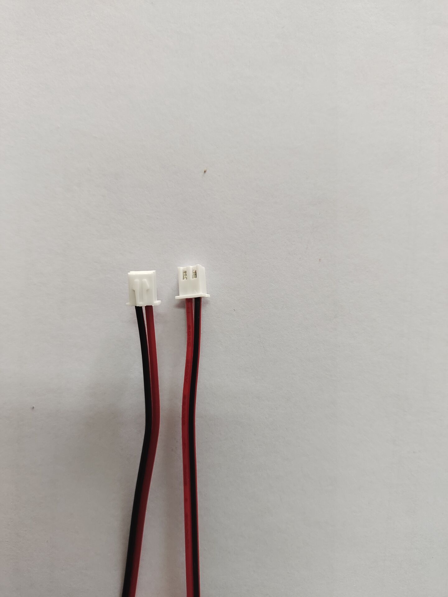 XH红黑并线